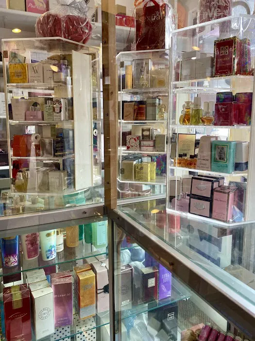 His & Her Fragrances 5