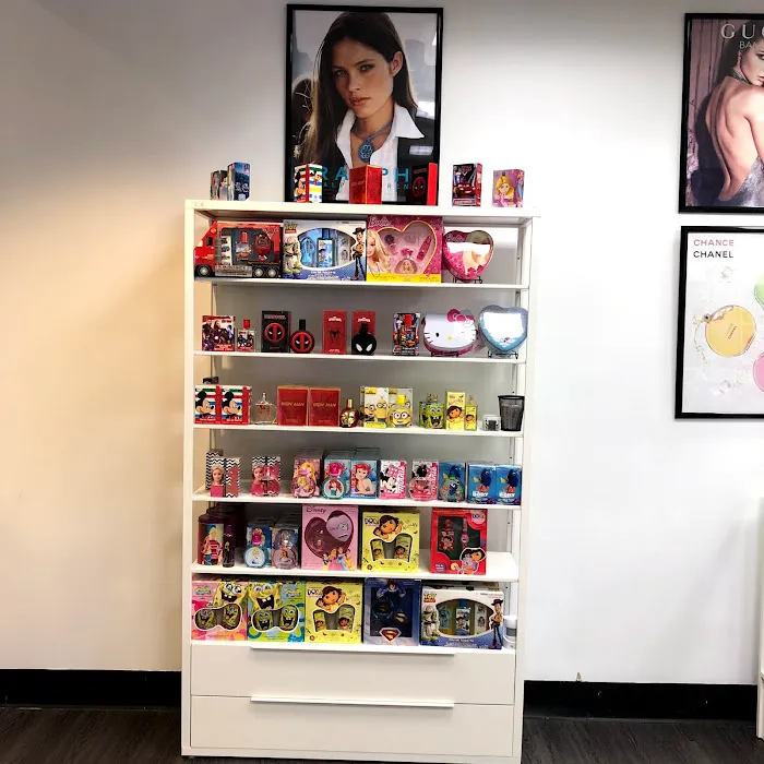 Perfuroma Freehold Raceway Mall 5