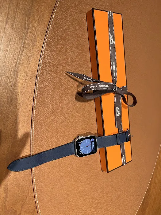 Hermès 9