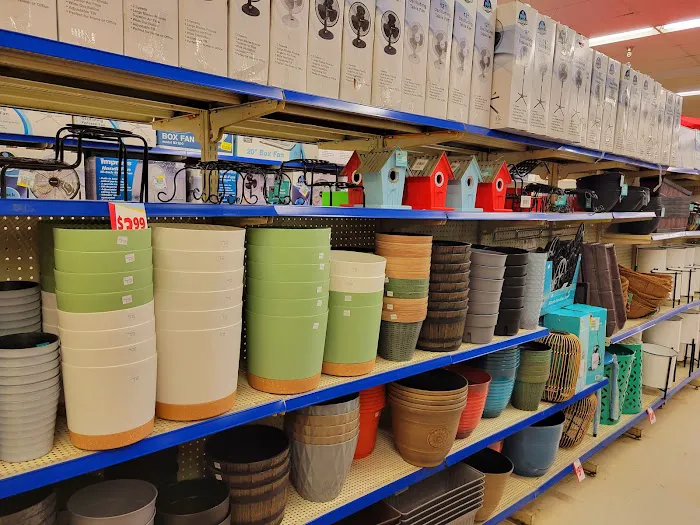 Roses Discount Store 7