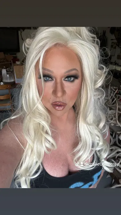 Merle Norman Cosmetics & Edie's Salon 7