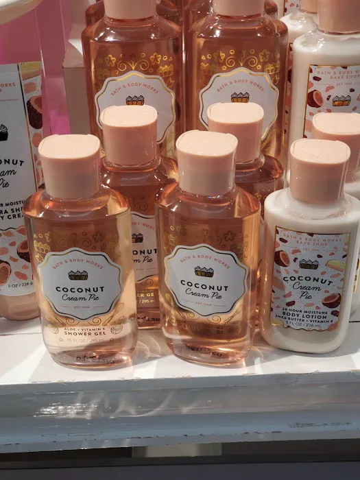 Bath & Body Works 1