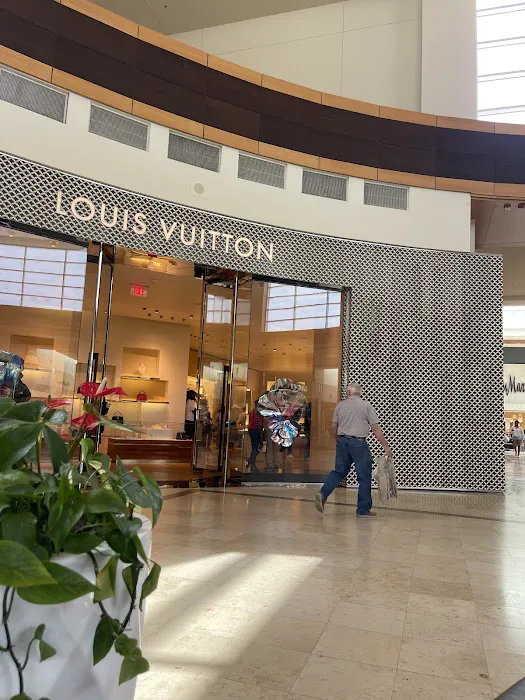 Dillard's 2