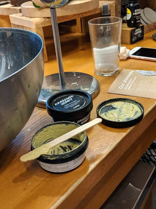 Lush Cosmetics South Park Mall 3