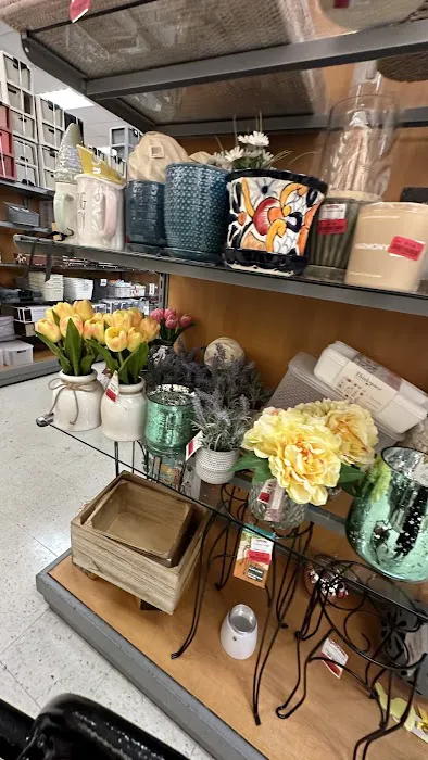 T.J. Maxx 7