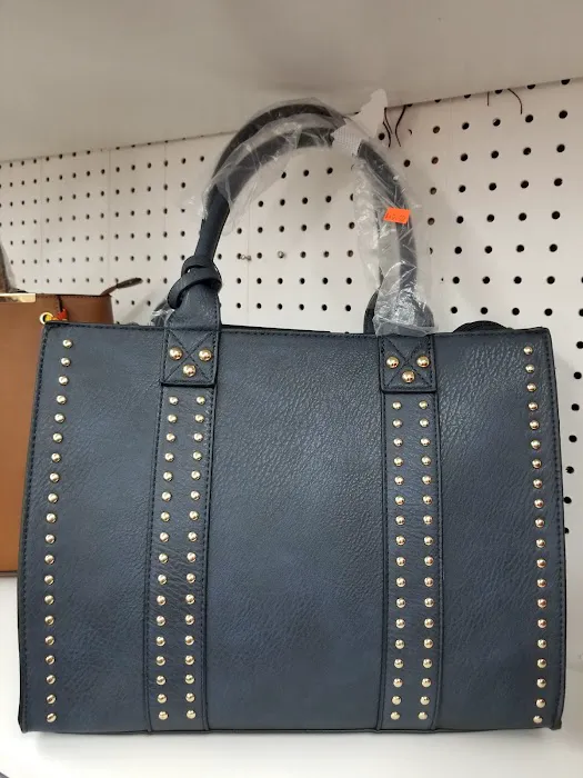 JONES BEAUTY SUPPLY ( 2 BLESSED INT'L ) 6