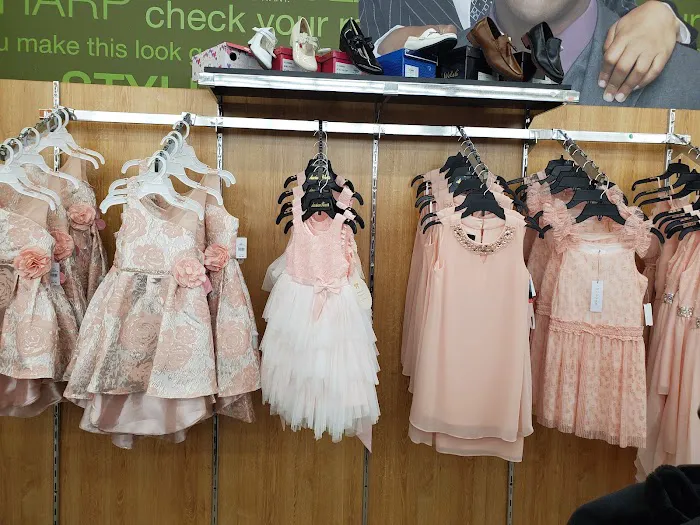 K&G Fashion Superstore 2