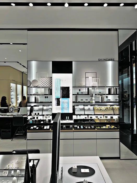 CHANEL Fragrance and Beauty Boutique 2