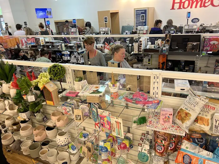 Marshalls & HomeGoods 1