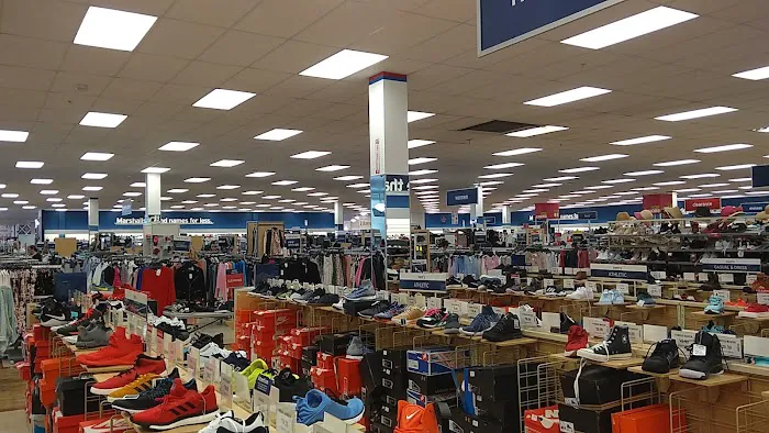 Marshalls & HomeGoods 6