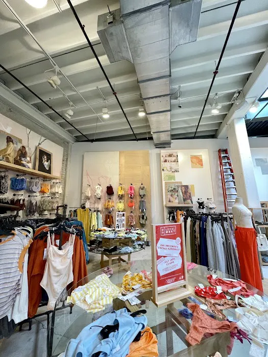 Urban Outfitters 5