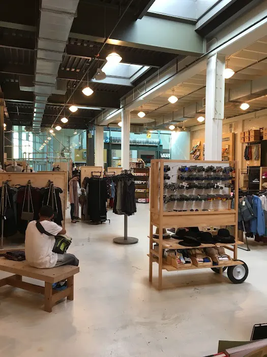 Urban Outfitters 4