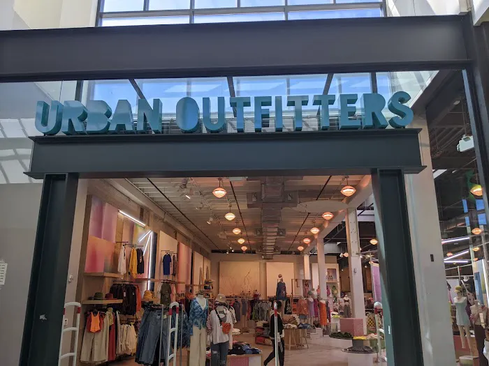 Urban Outfitters 7