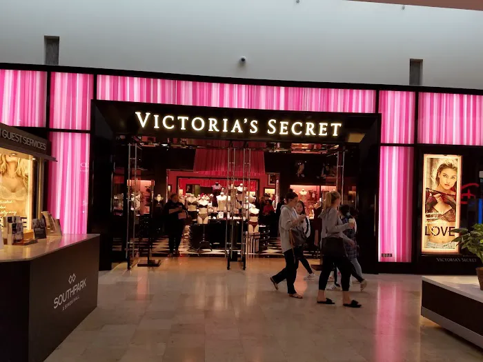 Victoria's Secret 8