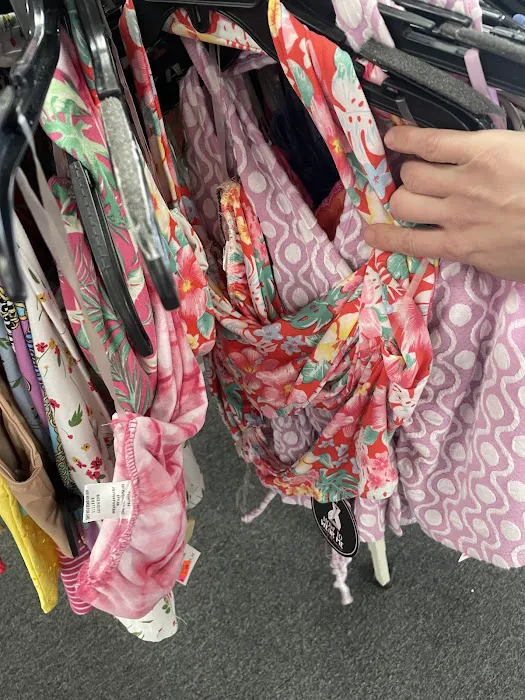 Rainbow Shops 7