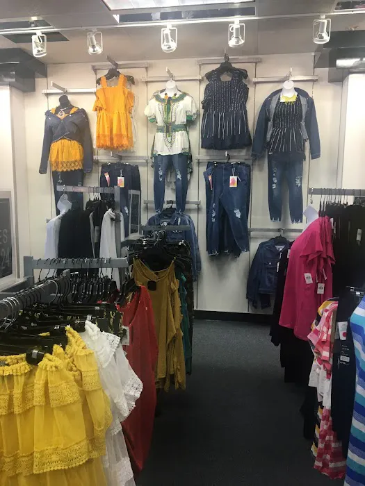 Rainbow Shops 3