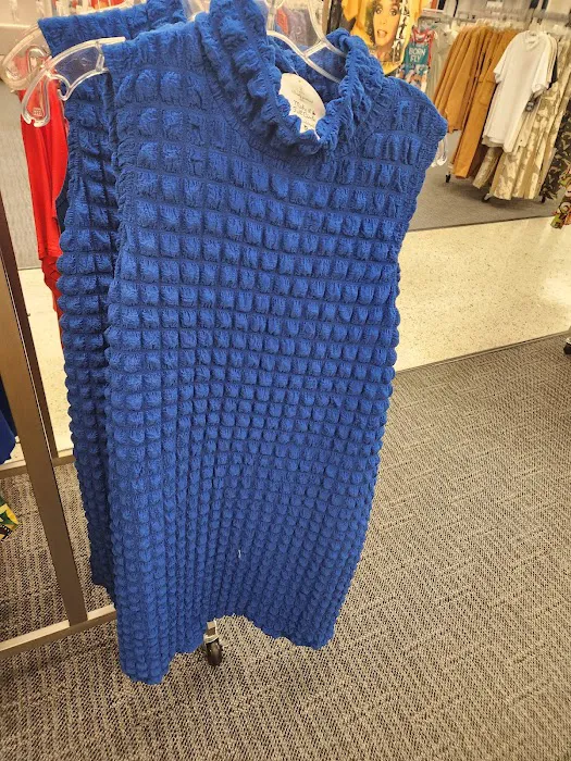 It's Fashion 8