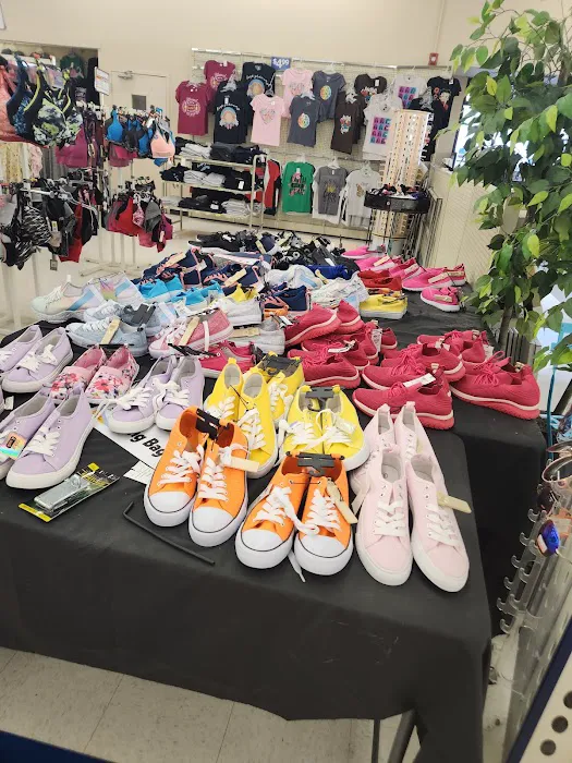 Roses Discount Store 2