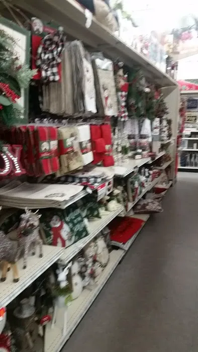 Big Lots 4