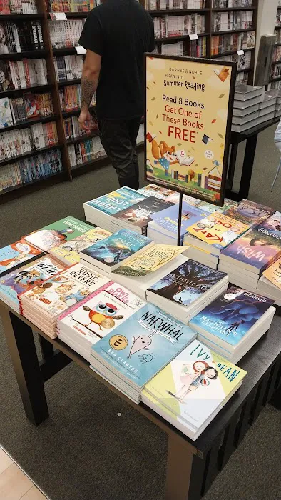 Barnes & Noble 7