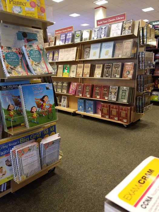 Barnes & Noble 0