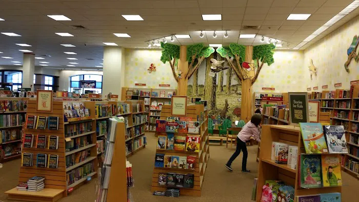 Barnes & Noble 5
