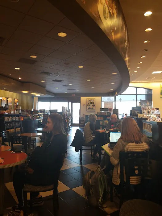 Barnes & Noble 7
