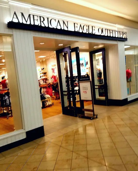 American Eagle Store 1