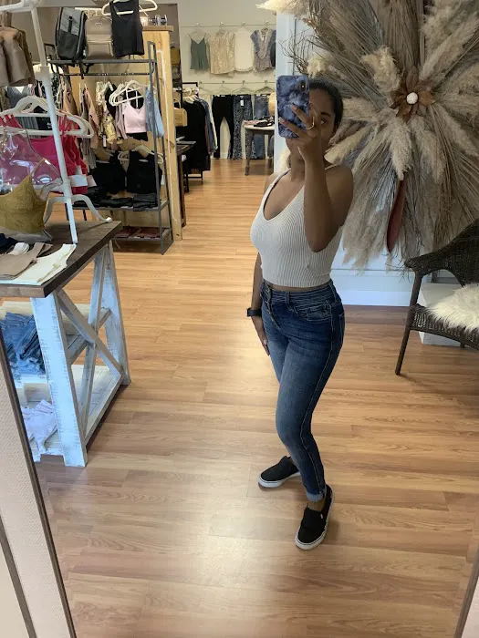Wrightsville ave boutique 8