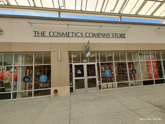 Cosmetics Company Store 2