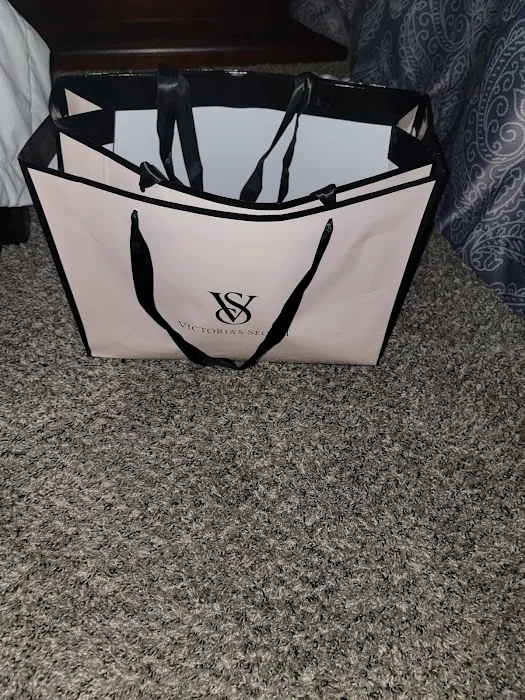 Victoria's Secret 3