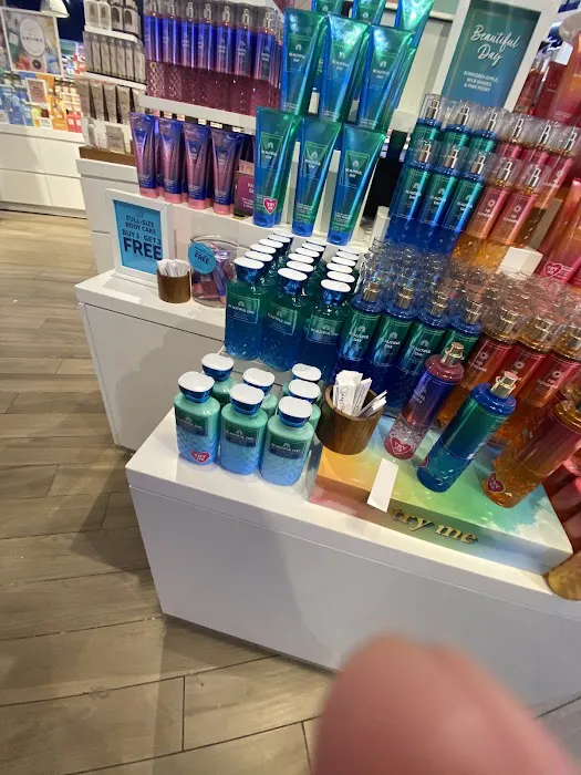Bath & Body Works 3