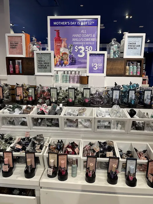 Bath & Body Works 4