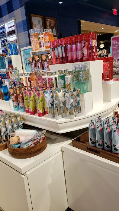 Bath & Body Works 9