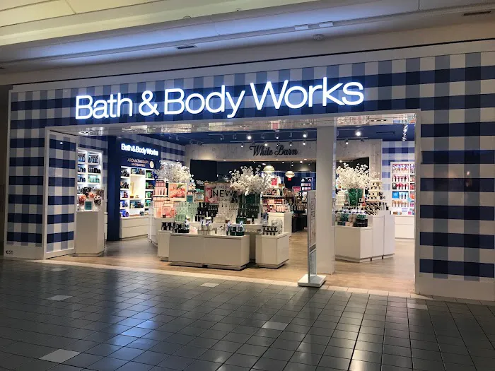 Bath & Body Works 4
