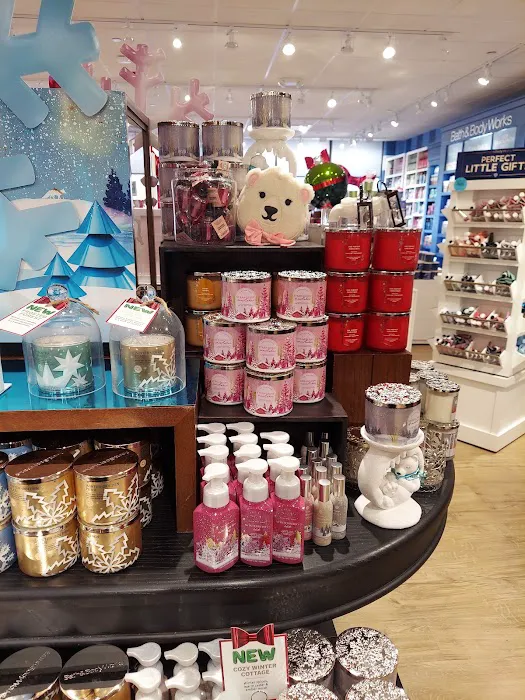 Bath & Body Works 4