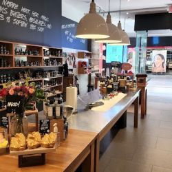 Lush Cosmetics Quaker Bridge ico