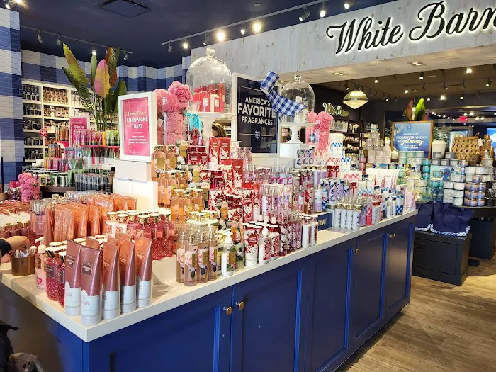 Bath & Body Works 1