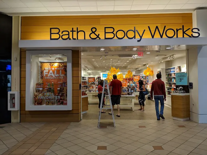 Bath & Body Works 1