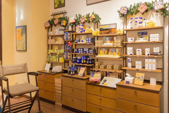L'OCCITANE EN PROVENCE 5