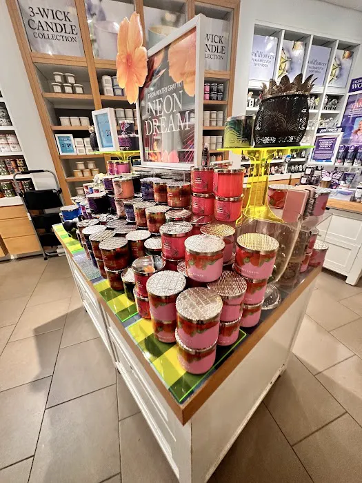 Bath & Body Works 2
