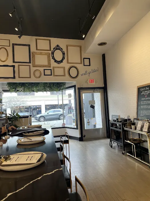 Alchemy Scent Bar 5
