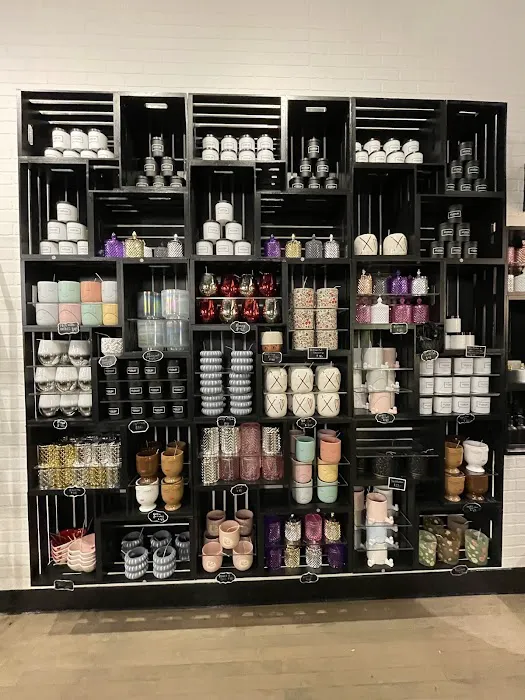 Alchemy Scent Bar 6