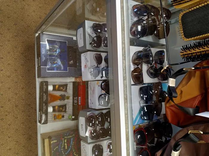 J.P.'s Perfume & Cosmetic Outlet 9