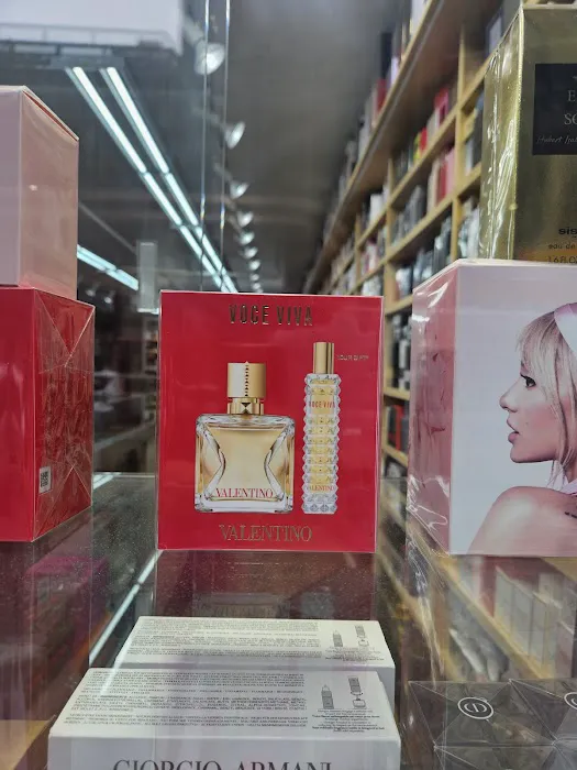 SR Perfume inc 3
