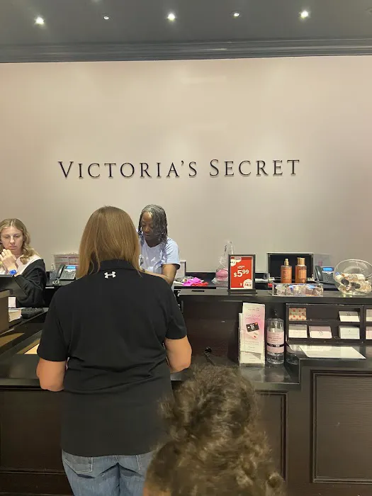 Victoria's Secret & PINK by Victoria's Secret 8