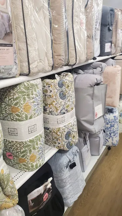 HomeGoods 6