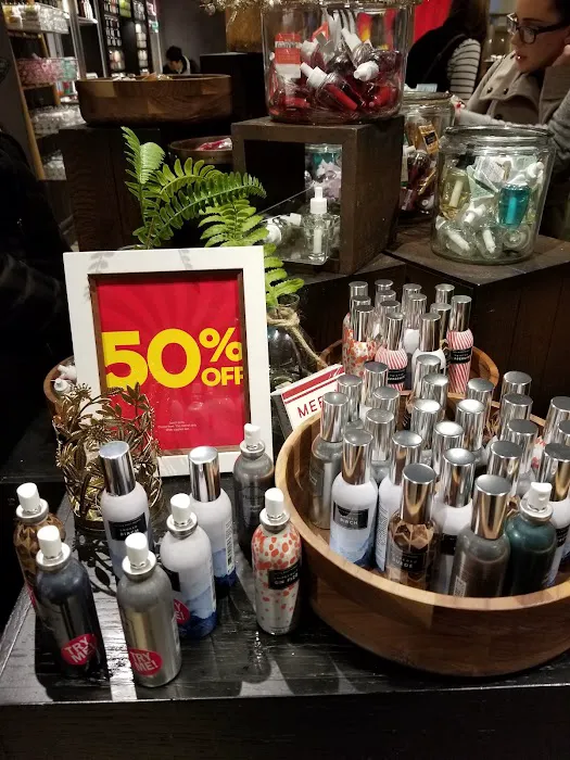 Bath & Body Works 4