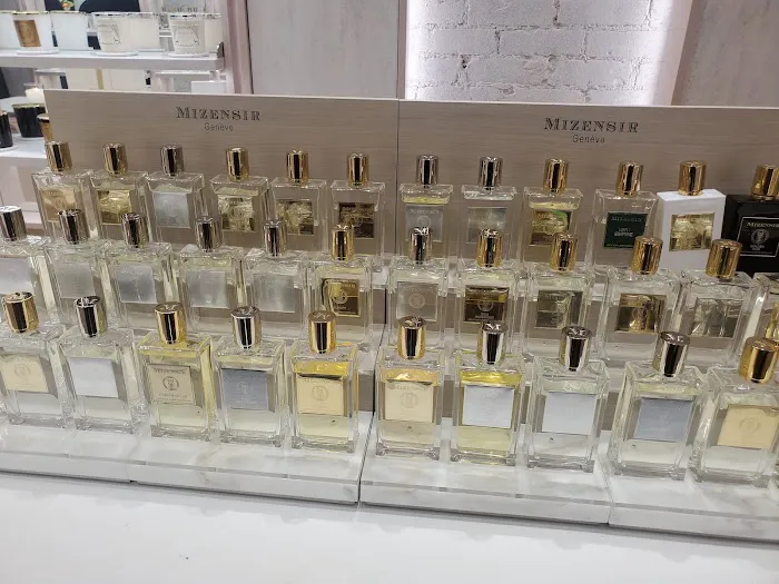 Mizensir Soho Boutique 3