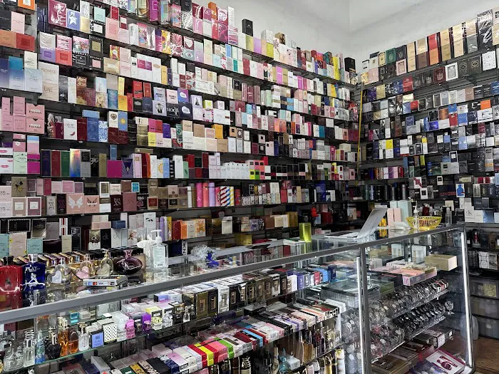 Lucky Perfumes & Fra. INC. 2